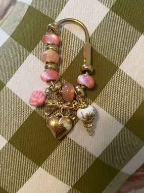 Gold-Tone Pink Bead Charm Keyring or purse charm with Heart and Floral Dangles